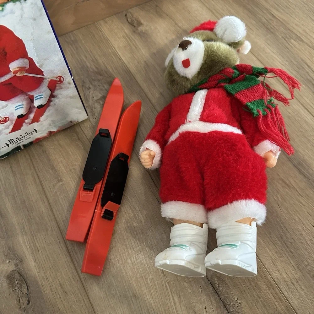 VTG 2 In 1‎ Skate & Ski Christmas Bear Battery Operated Works! 80s Missing Poles
